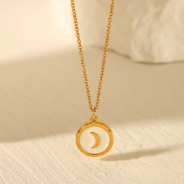 Moon Round Pendant Necklace