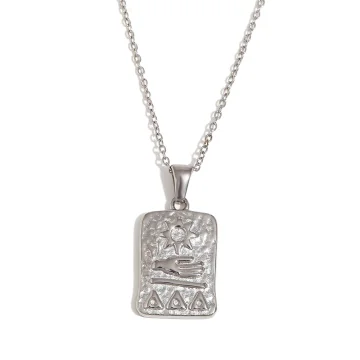 Gina - Chic Tarot Necklace