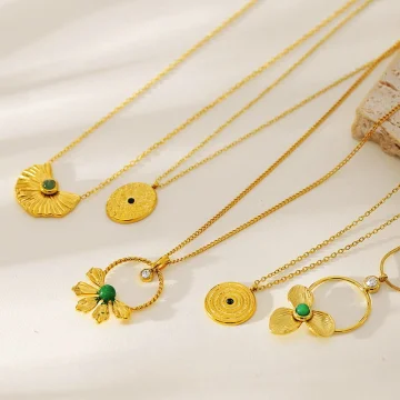 Lauren - Nature-Inspired Gemstone Pendant Necklace