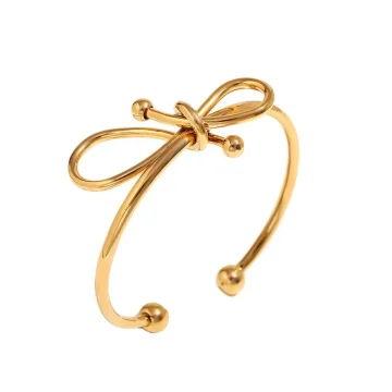 Caroline - Minimalist Twist Cuff Bracelet